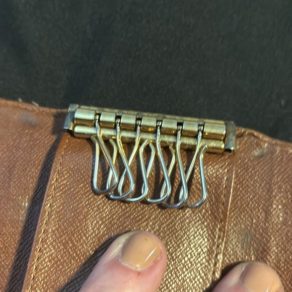 Authentic Louis Vuitton key holder monogram - Picture 7 of 7